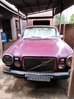 Volvo 164