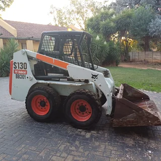 2013 - Ad posted by Quinton