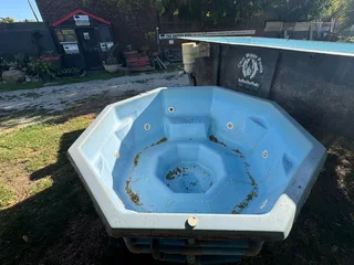 Jacuzzi for sale