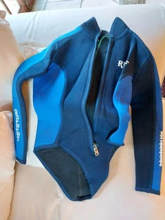 Wetsuit, REEF, barrier jacket, 3mm, size large, blue/black, scuba diving.