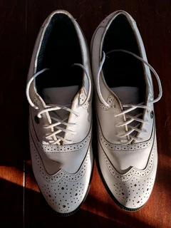 Golf shoes, white leather, c/w Champ Lite-wate spikes, size UK 9, hardly used.