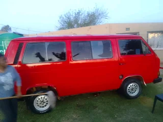 VW Caravelle 2.5 Model 1996 for Sale at Moloto