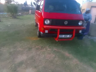 VW Caravelle 2.5 Model 1996 for Sale at Moloto