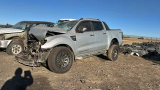 Ford Ranger Wildtrak for stripping!!!