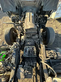 UD QUON GW 26 450 engine and gearbox for stripping!!!