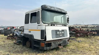 MAN F2000 26-414 for stripping!!!