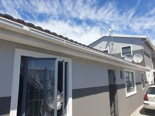 ROOMS  DECEMBER  HOLIDAY