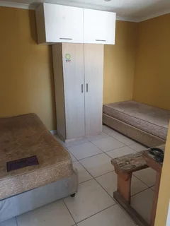 ROOMS  DECEMBER  HOLIDAY