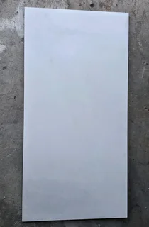 60 x 1.2 Light grey matt porcelain tile