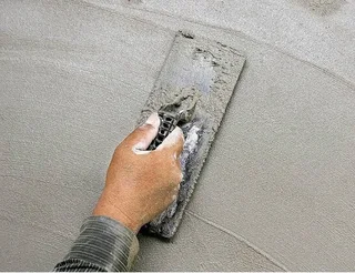 Plastering and skimming