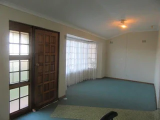 Charming and Secure Cottage for Rent in Prime Location