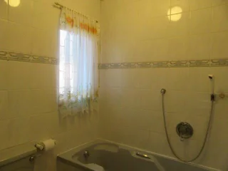 Charming and Secure Cottage for Rent in Prime Location