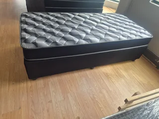 New Single beds for sale