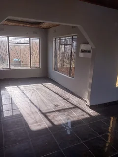 House - Ad posted by Phillip Mtsweni