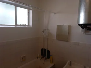 LARGE BEDROOM FOR RENT IN  A FLAT SHARE R3000 incl Water Excl Lights