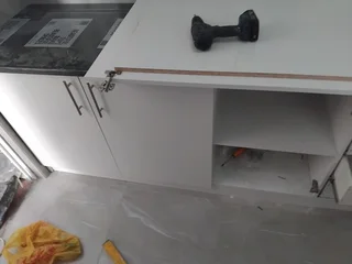 Experienced Carpenter available