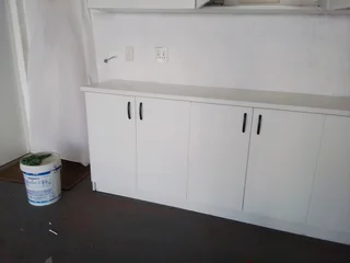 Experienced Carpenter and  plumber available