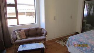 Bedsit, Fully  Furnished, with Separate Entrance , R4500 per month from 8 Dec, or 1 Jan 2026.