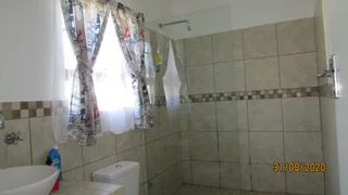 Bedsit, Fully  Furnished, with Separate Entrance , R4500 per month from 8 Dec, or 1 Jan 2026.