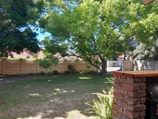 Bedsit, Fully  Furnished, with Separate Entrance , R4500 per month from 8 Dec, or 1 Jan 2026.