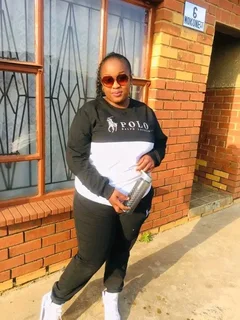 I&#39;m looking for a job as a cook or house maid