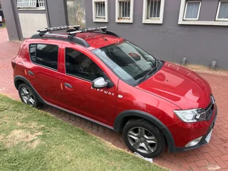 2018 Renault Sandero Stepway 900T Expression Hatchback