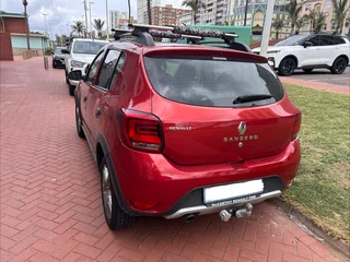 2018 Renault Sandero Stepway 900T Expression Hatchback