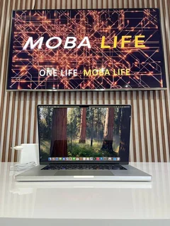 MacBook Pro M1 Pro 16’ 2021 512GB Silver (24-Month Warranty)