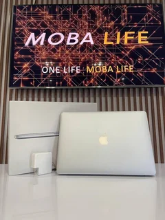 MacBook Pro 15’ Retina i7 256GB SSD Silver (24-Month Warranty)