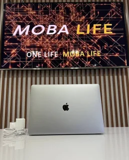 MacBook Pro 15&#39; 2018 Touch Bar Grey (24-Month Warranty)