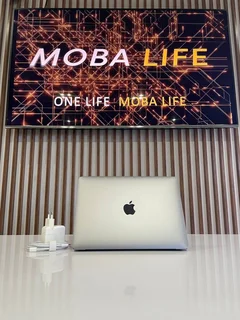 Apple MacBook 12’ 2016 space grey 256GB 8GB Ram (24-Month Warranty)