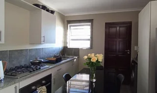 3 bedroom house  and 2 bathroom for Rent