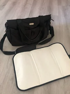 Noola Everyday Diaper Bag with Changing Pad