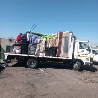 Mogs Movers [ man with a van ]