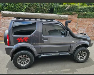 Selling my Jimny with lots of extras