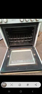 Defy 600 slimeline oven and 4 plate hob