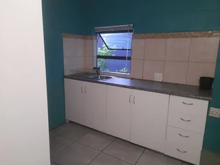 Separate Entrance To Rent – Parow Valley