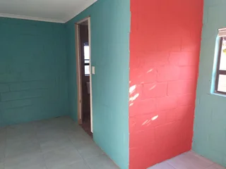 Separate Entrance To Rent – Parow Valley