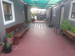 Separate Entrance To Rent – Parow Valley