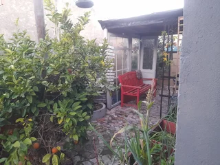 Separate Entrance To Rent – Parow Valley