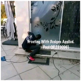 WINDIW TINTING ON CALL:0812690961