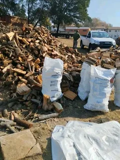 WE DELIVER FIREWOOD:0812690961