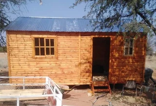 Elephant wendys 0781458956