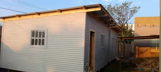 Elephant wendys 0781458956