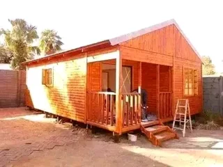 Elephant wendys Oscar 0781458956