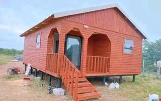 Elephant wendys 0781458956