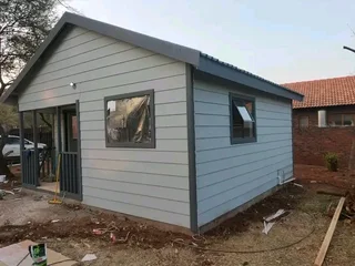 Elephant wendys 0781458956