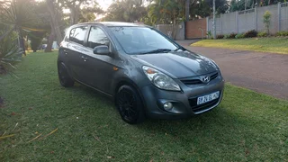 HYUNDAI i20 AUTOMATIC
