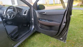 HYUNDAI i20 AUTOMATIC