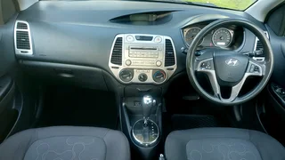 HYUNDAI i20 AUTOMATIC